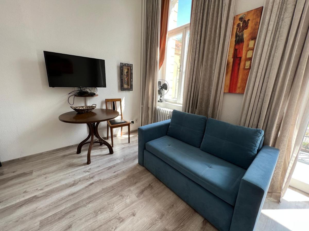 Apartment Alice Center 卡罗维发利 外观 照片
